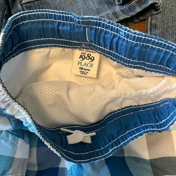 SHORTS 3 pack. Size 12-18 months - Picture 3 of 4